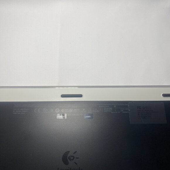 Logitech K800 Illuminated Wireless Keyboard **FOR PARTS** No Dongle See Desc - Picture 8 of 8